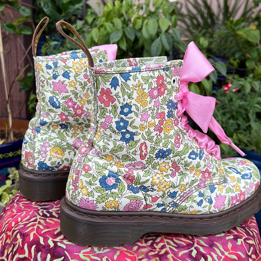 Dr. Martens Liberty Floral Colorful Leather Boots - Picture 15 of 17